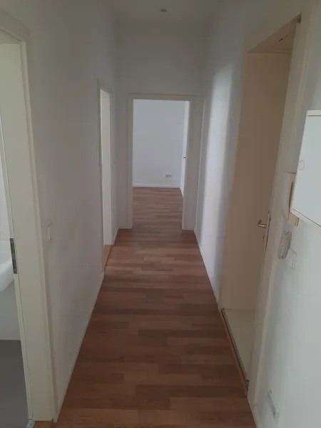 Charmante 2-Zimmer-Altbauwohnung mit Balkon im Herzen von Prenzlauer Berg — photo 1